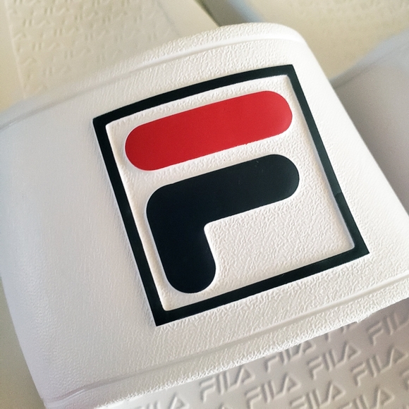 Fila Women's Sleek Slide BX Logo Slip-On Slides Sandals White - M9 W10 - Picture 3 of 8